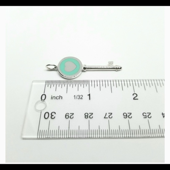 Tiffany & Co. Silver & Blue Heart Key -BRAND NEW includes original box - Picture 7 of 7